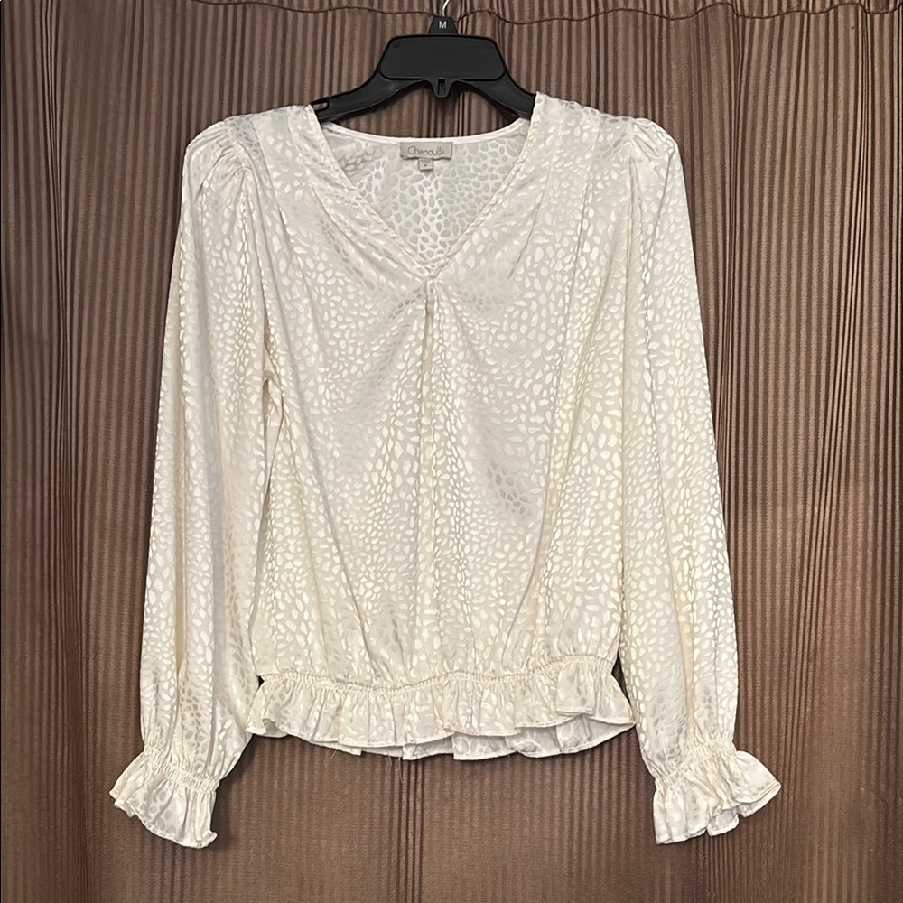 Chico's Cream Long Sleeve Women's Top